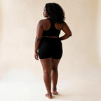Shorty gainant noir, vue de dos boyshort